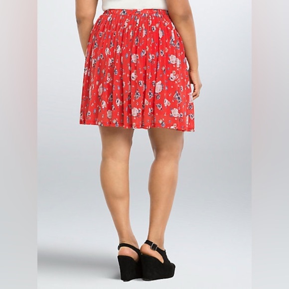 Torrid Orange Floral Mesh Skater Skirt - Size 4 (26) - Picture 2 of 5